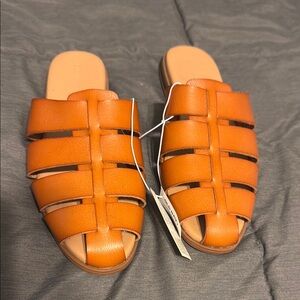 Old Navy NWT Fisherman Mules